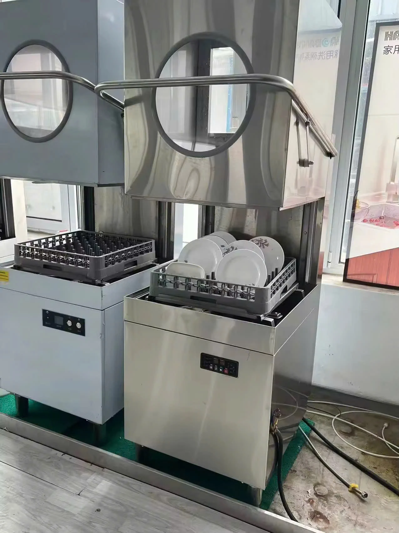 Máy rửa bát công nghiệp